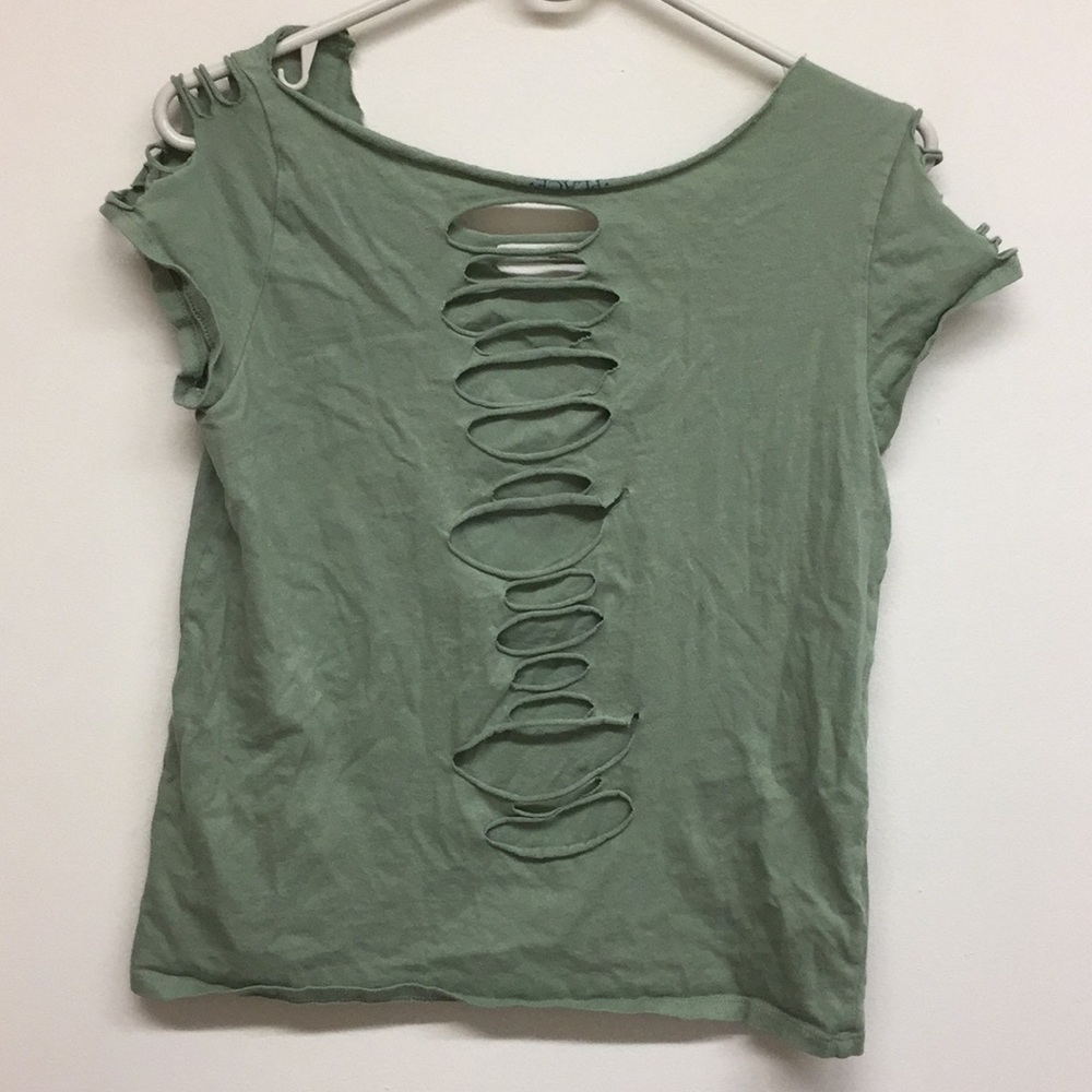 3/$35 PLACE Distressed t-shirt - Picture 2 of 8